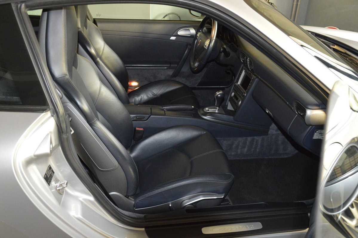 Porsche 911 Coupé Carrera cat (14)