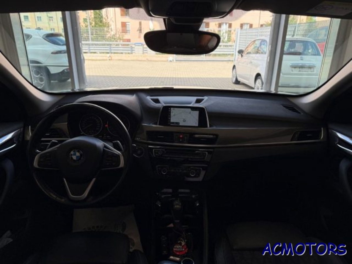 BMW X1 xDrive18d xLine Plus (11)