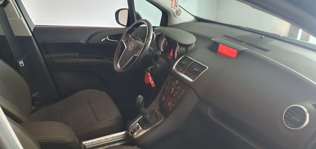 Opel Meriva 1.3 CDTI 95CV ecoFLEStart&Stop Cosmo (12)