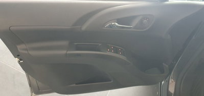 Opel Meriva 1.3 CDTI 95CV ecoFLEStart&Stop Cosmo (3)