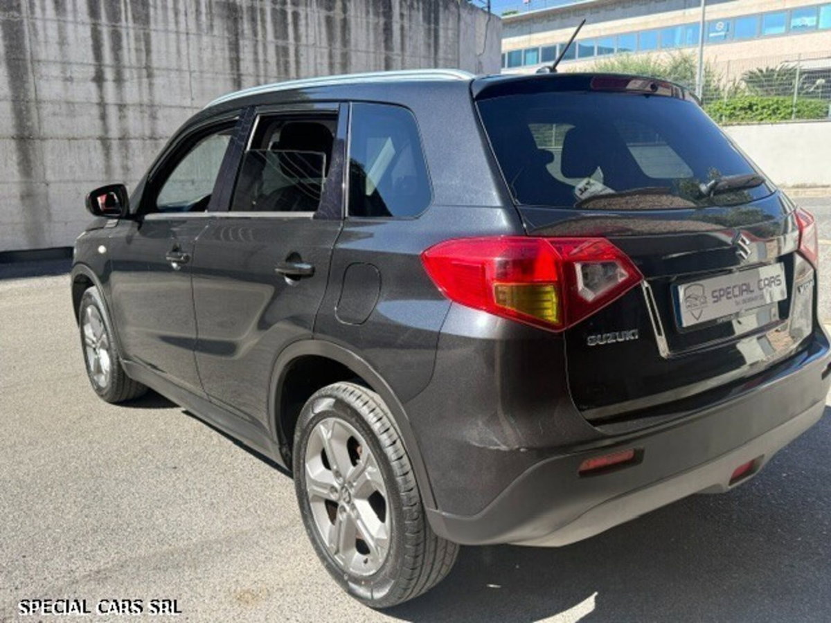 Suzuki Vitara 1.6 DDiS V-Top (8)