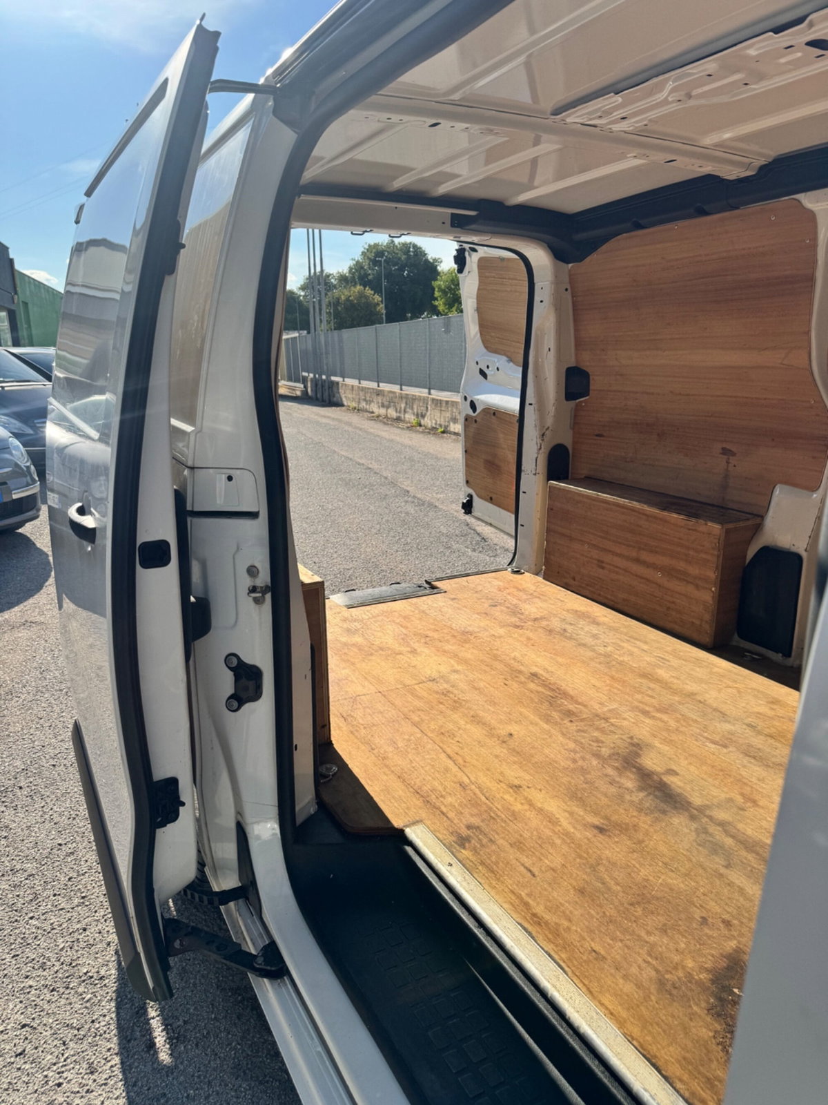 Peugeot Expert Furgone BlueHDi 120 S&S PL-TN Furgone Premium Standard (14)