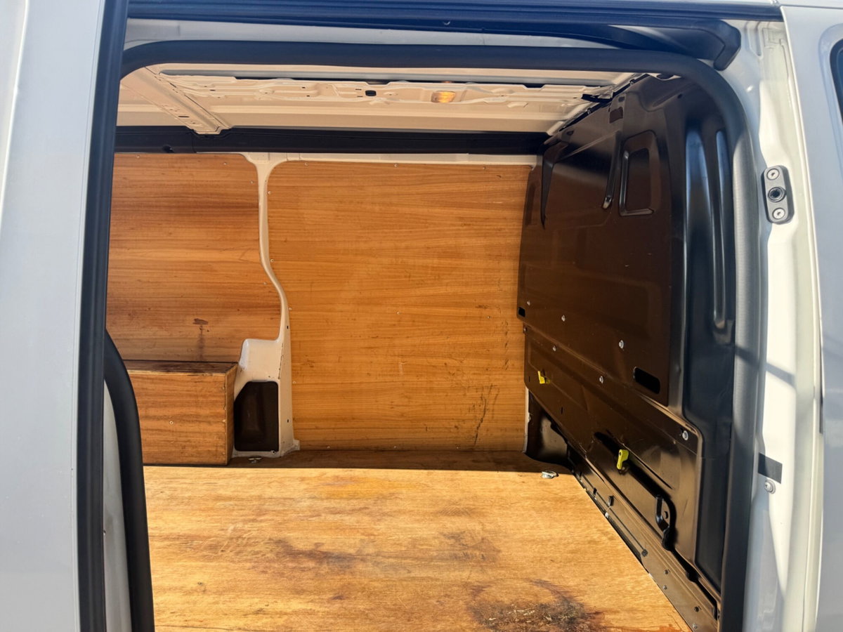 Peugeot Expert Furgone BlueHDi 120 S&S PL-TN Furgone Premium Standard (15)