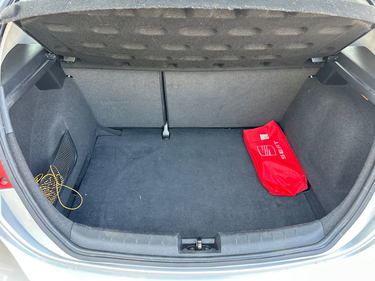 SEAT Leon 1.4 Reference (13)