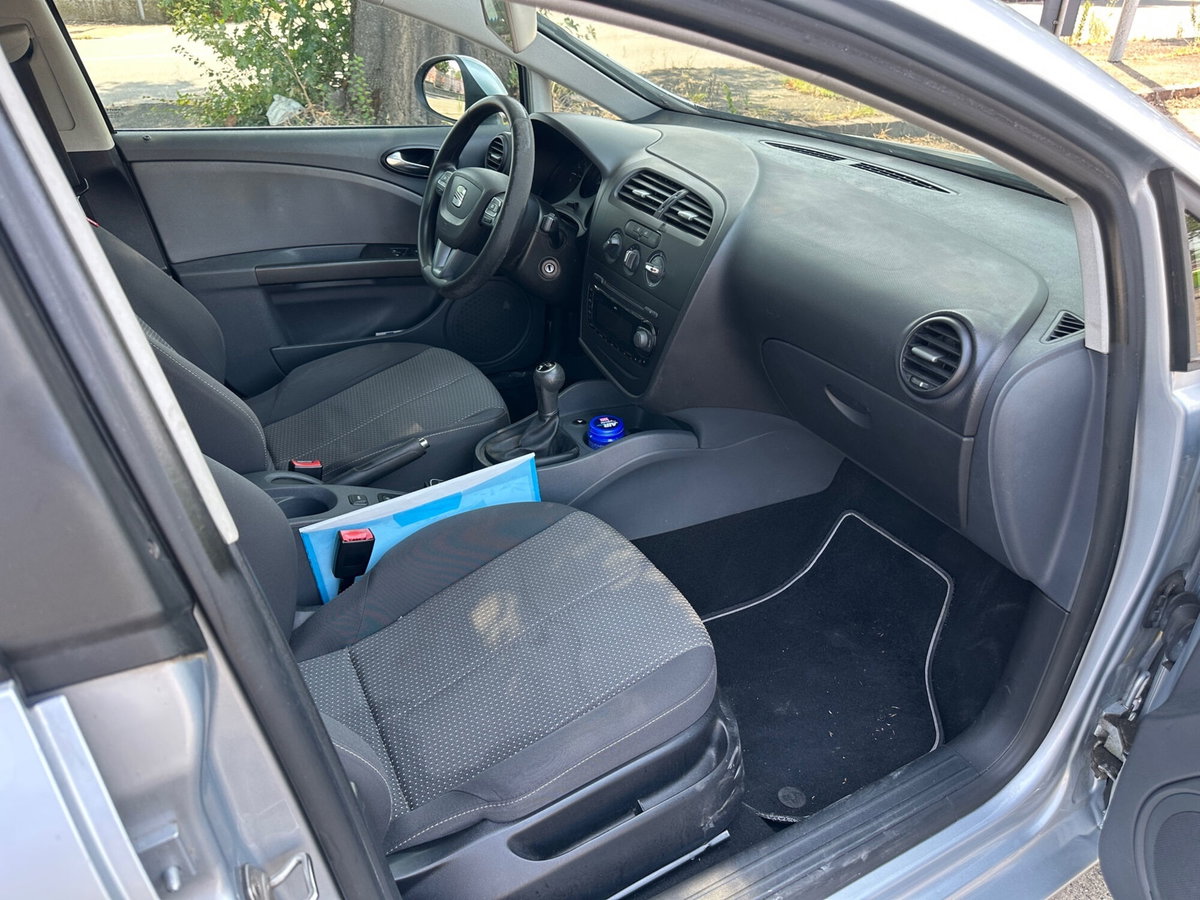 SEAT Leon 1.4 Reference (15)