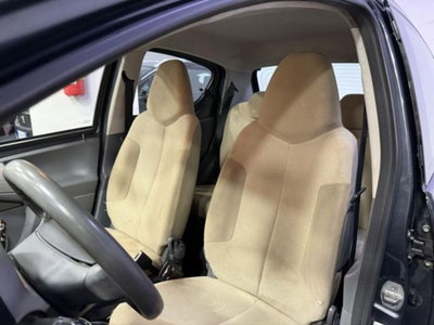 Peugeot 107 68CV 5p. Desir (10)