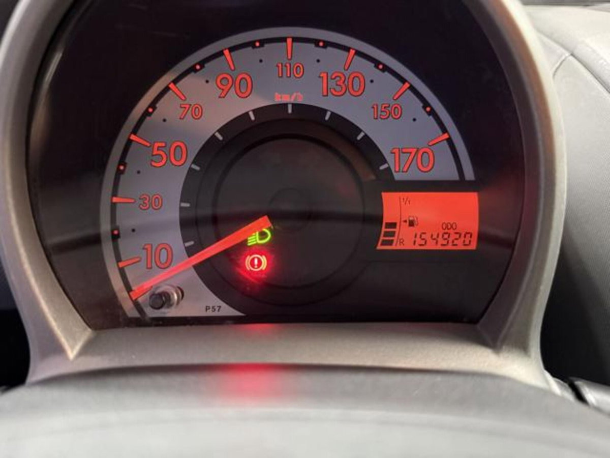 Peugeot 107 68CV 5p. Desir (12)