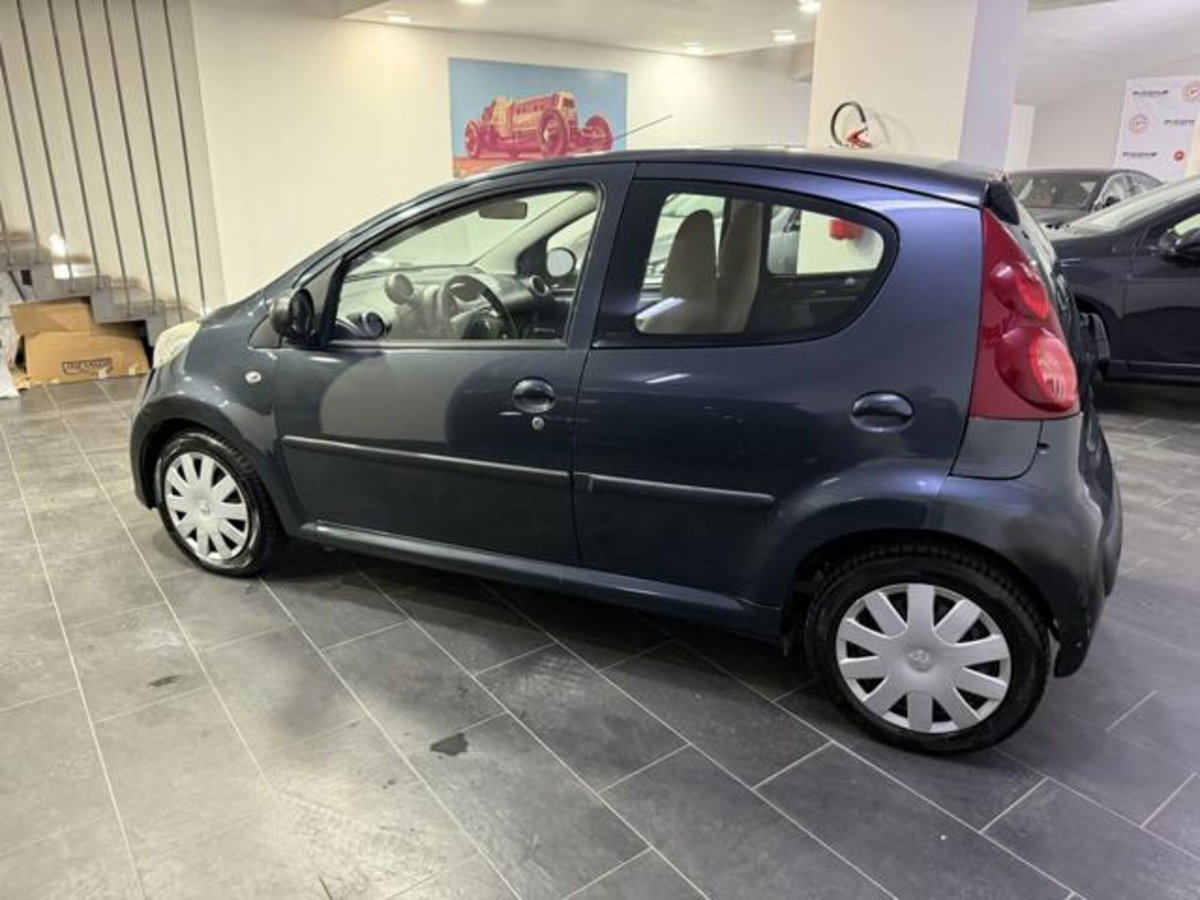 Peugeot 107 68CV 5p. Desir (8)