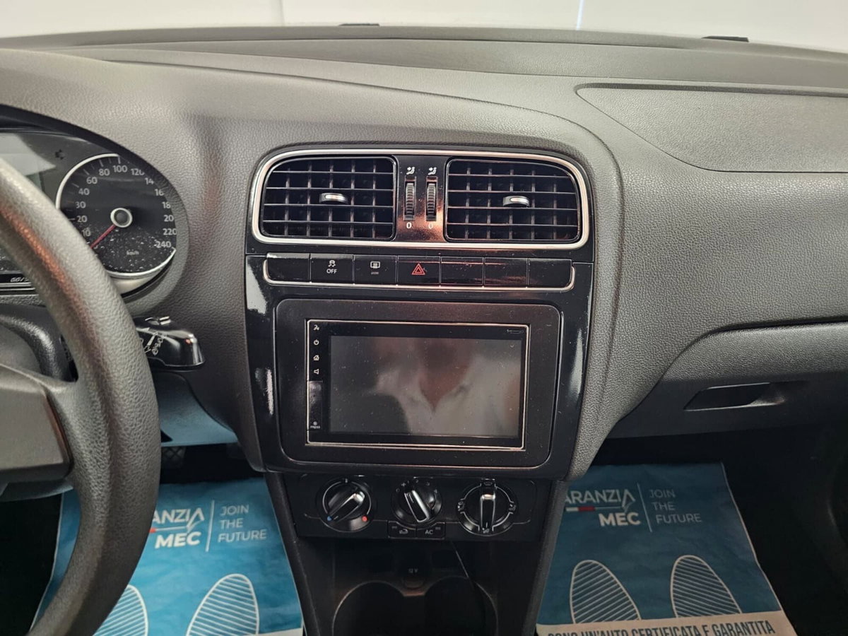 Volkswagen Polo 1.2 70 CV 5p. Comfortline (9)