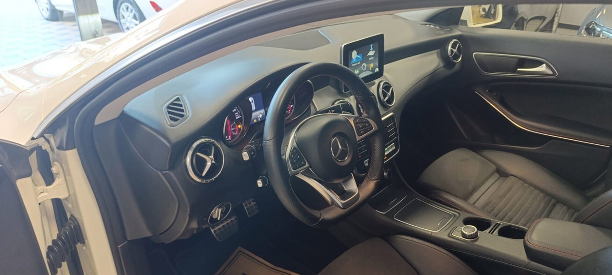 Mercedes-Benz CLA Shooting Brake 200 d 4Matic Automatic Premium (13)