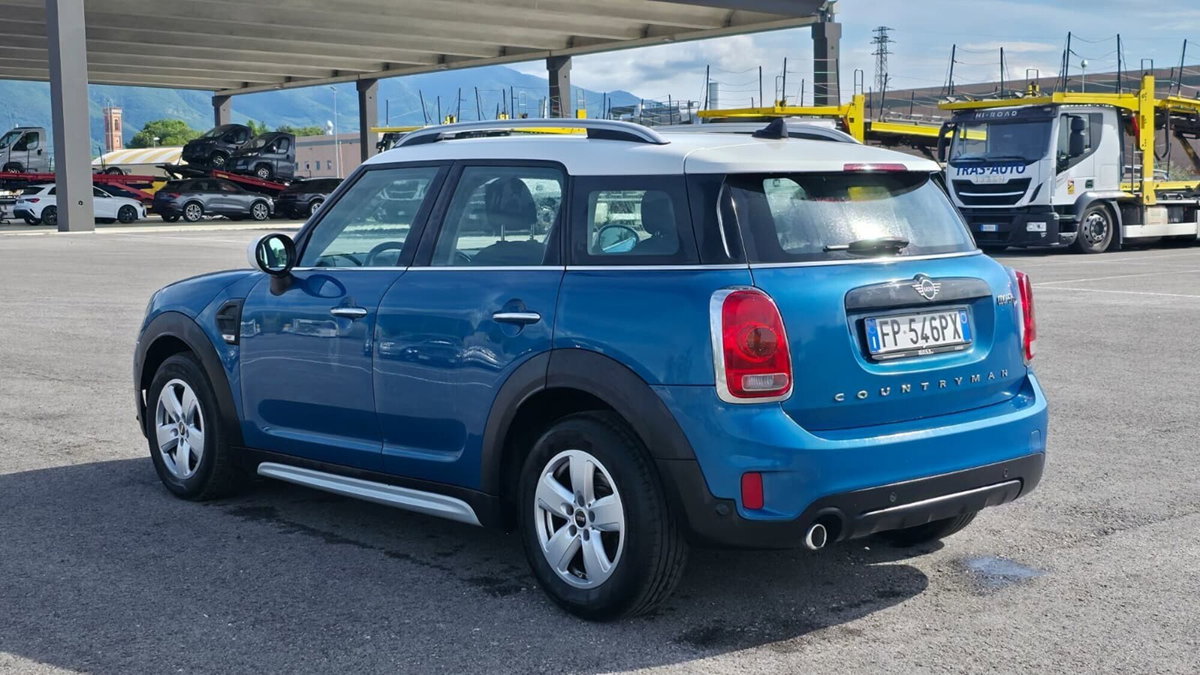 MINI Mini Countryman 2.0 Cooper D Business Countryman (12)