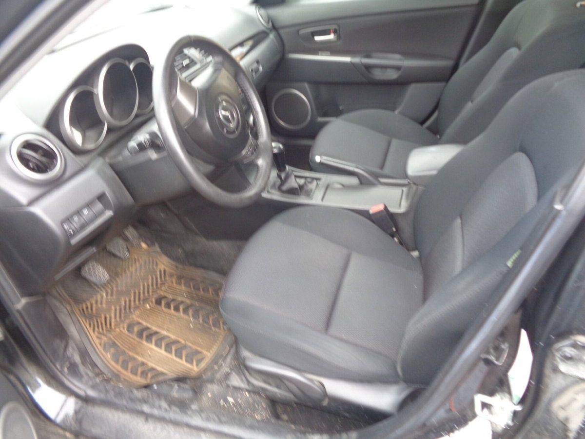 Mazda Mazda2 1.6 TD 90CV 3p. Sport (3)