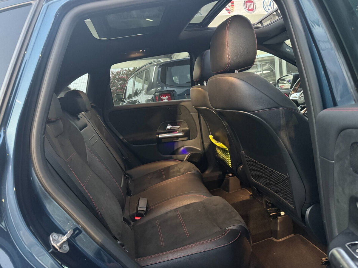 Mercedes-Benz Classe B 200 d Automatic Premium (14)