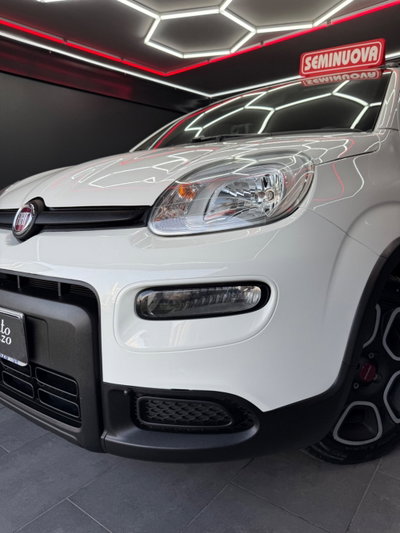 Fiat Panda 1.0 FireFly S&S Hybrid City Cross (17)