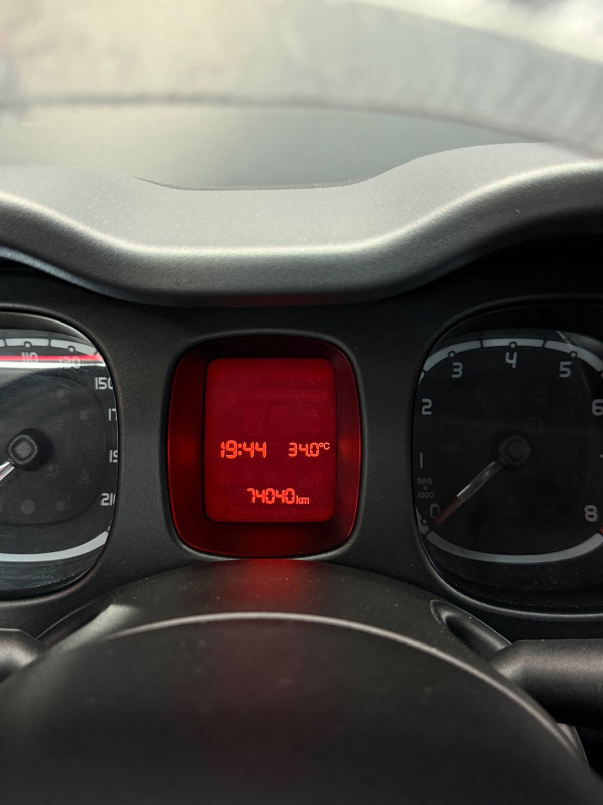 Fiat Panda 1.0 FireFly S&S Hybrid City Cross (12)