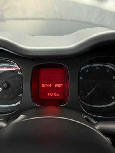 Fiat Panda 1.0 FireFly S&S Hybrid City Cross (12)