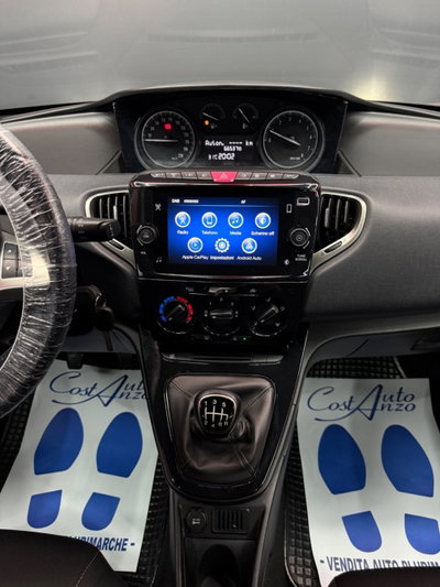 Lancia Ypsilon 1.0 FireFly 5 porte S&S Hybrid Ecochic Gold (13)