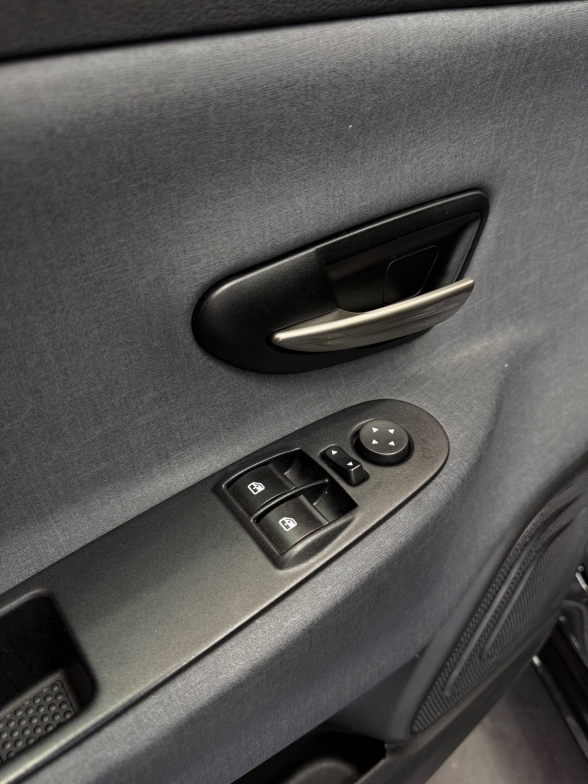Lancia Ypsilon 1.0 FireFly 5 porte S&S Hybrid Ecochic Gold (18)