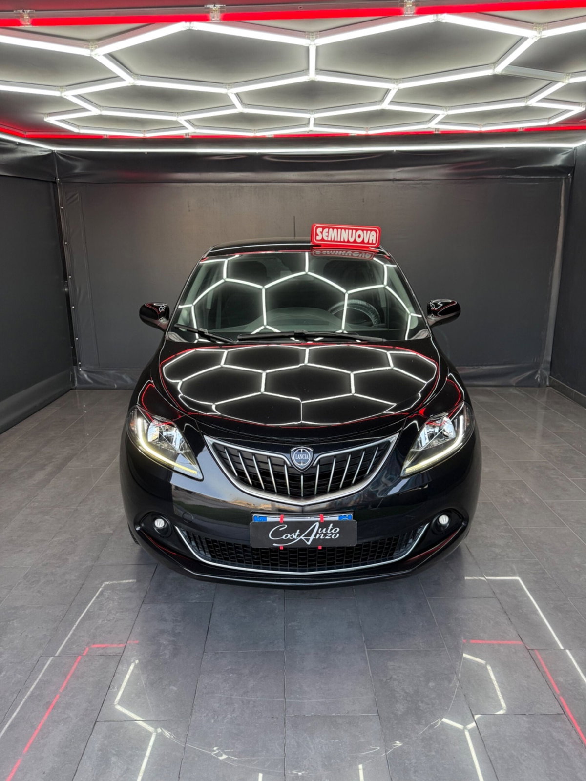 Lancia Ypsilon 1.0 FireFly 5 porte S&S Hybrid Ecochic Gold (3)