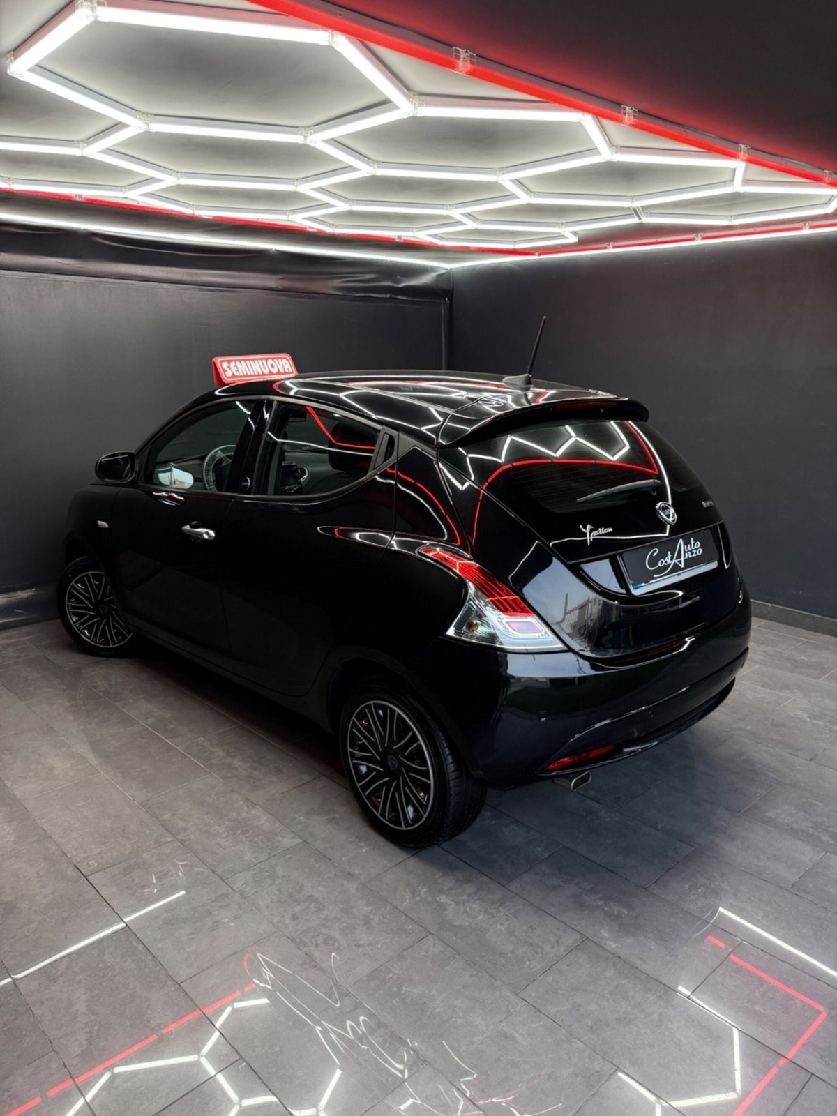 Lancia Ypsilon 1.0 FireFly 5 porte S&S Hybrid Ecochic Gold (5)