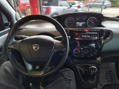 Lancia Ypsilon 1.3 MJT 16V 95 CV 5 porte S&S Platinum (10)