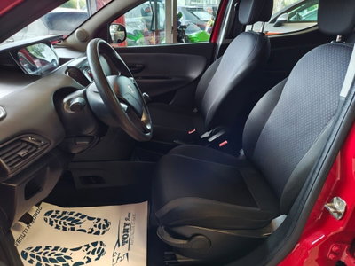 Lancia Ypsilon 1.3 MJT 16V 95 CV 5 porte S&S Platinum (19)