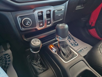Jeep Wrangler Unlimited 2.2 Mjt II Sahara (19)