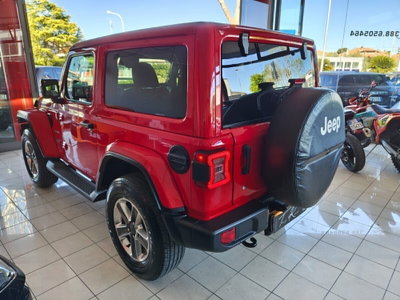 Jeep Wrangler Unlimited 2.2 Mjt II Sahara (5)