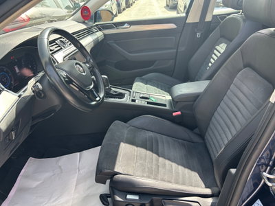 Volkswagen Passat Variant 2.0 TDI 190 CV DSG Highline BlueMotion Tech. (16)