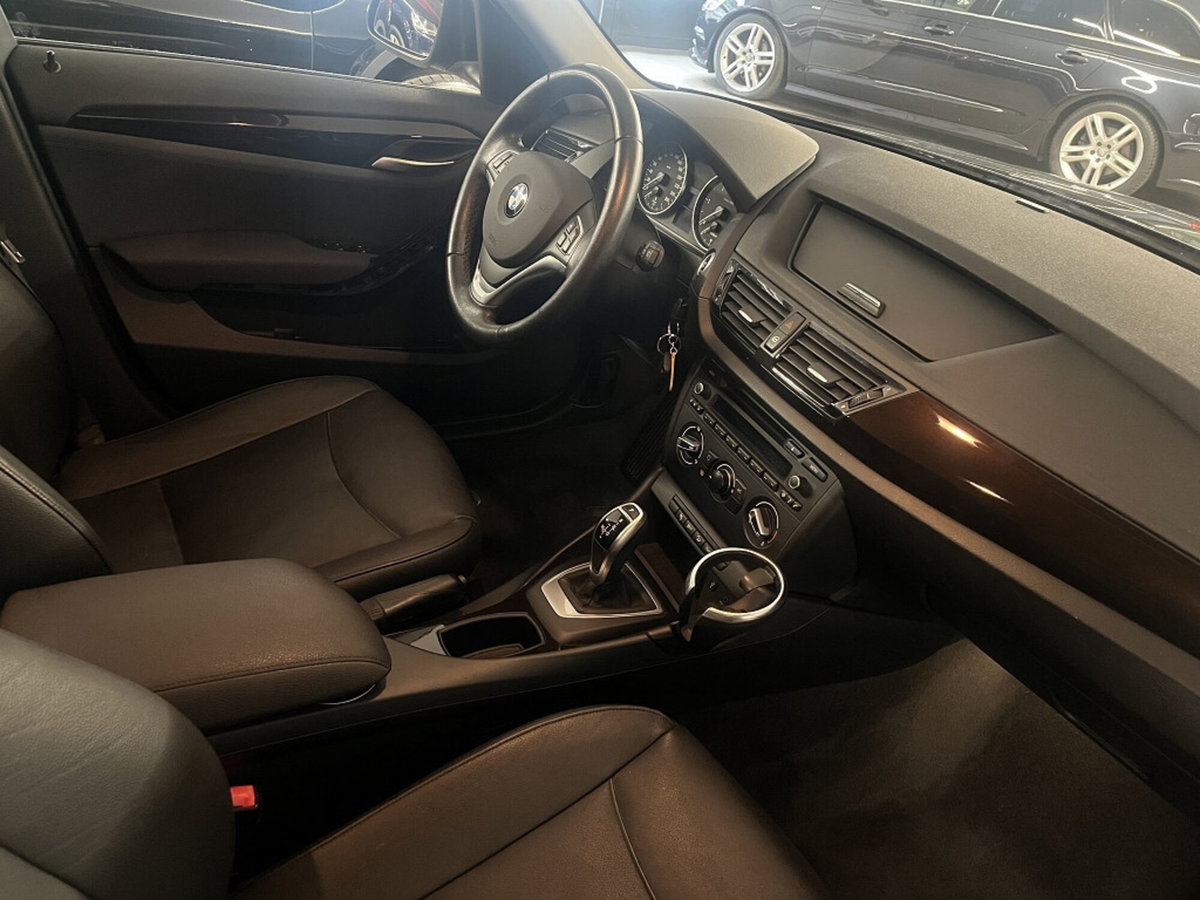 BMW X1 sDrive18d (9)