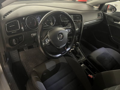 Volkswagen Golf 1.6 TDI DPF 3p. Highline (6)