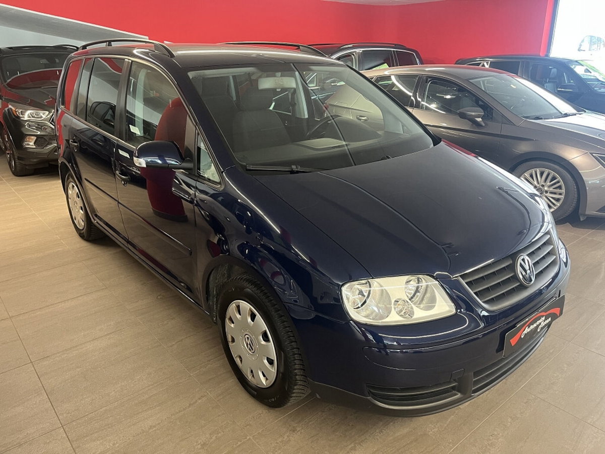 Volkswagen Touran 1.9 TDI 105CV DPF (3)