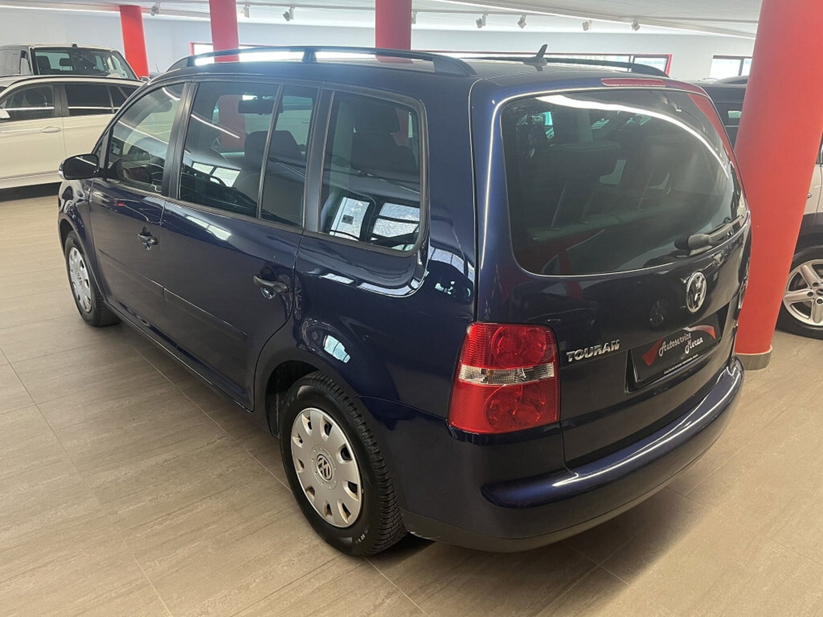 Volkswagen Touran 1.9 TDI 105CV DPF (5)