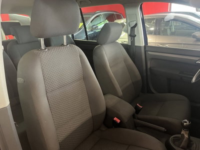 Volkswagen Touran 1.9 TDI 105CV DPF (9)