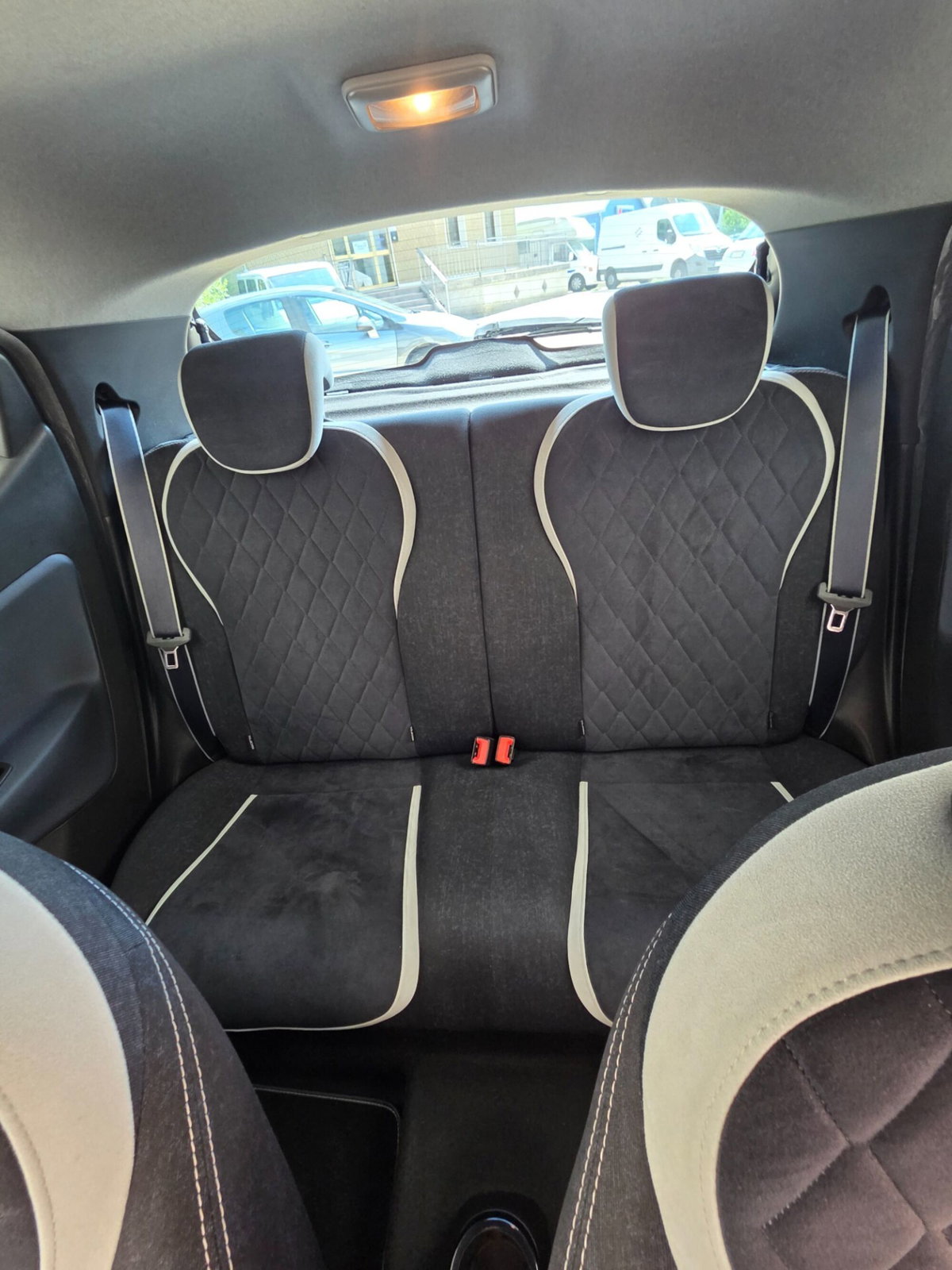 Lancia Ypsilon 1.2 69 CV 5 porte Mya (13)
