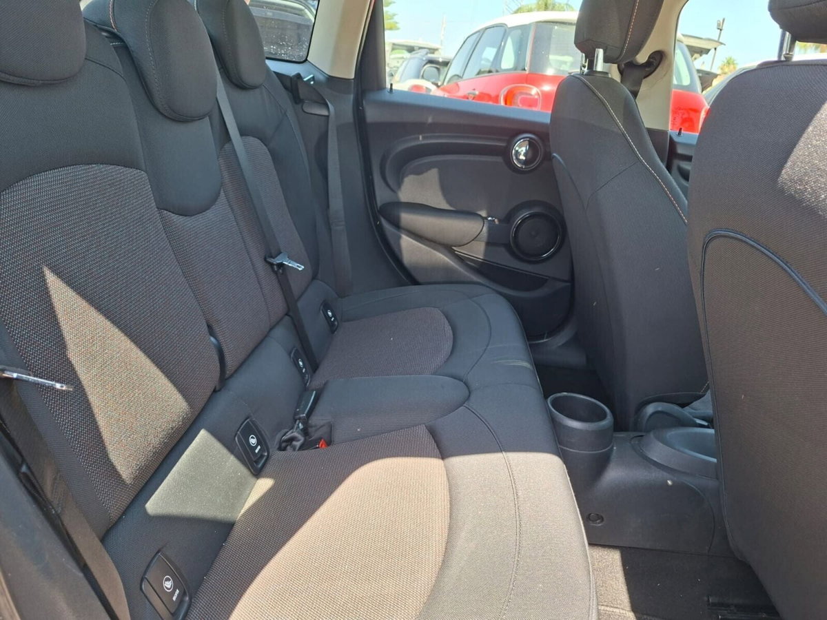 MINI Mini 1.5 One 75 CV (14)