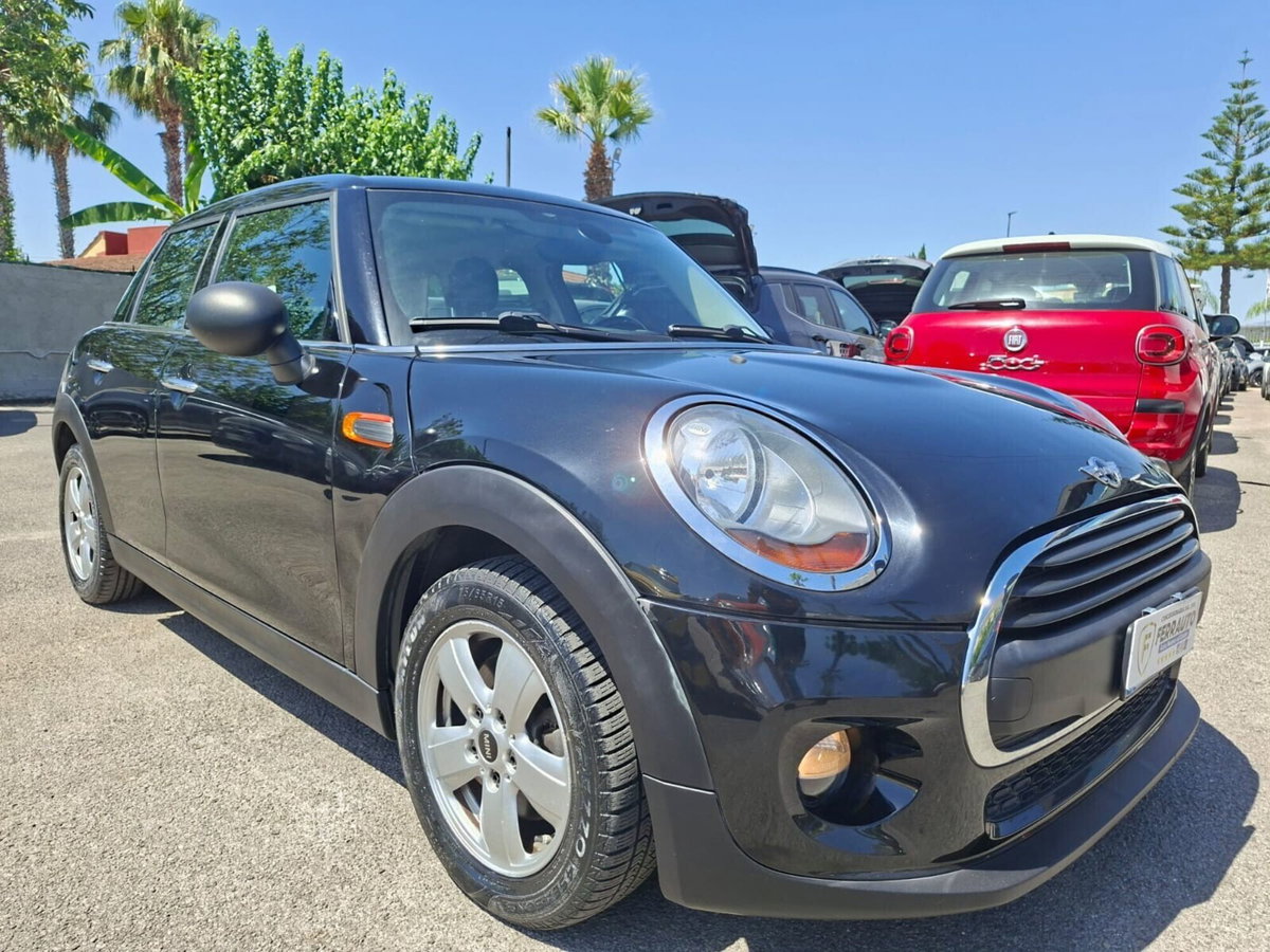 MINI Mini 1.5 One 75 CV (8)
