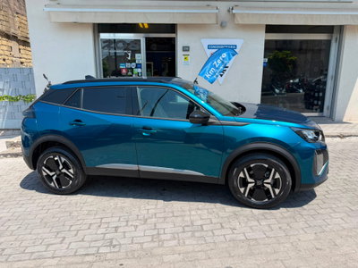 Peugeot 2008 1.2 puretech Allure s&s 100cv (4)