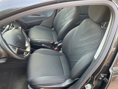 Lancia Ypsilon 1.0 FireFly 5 porte S&S Hybrid Ecochic Gold (6)