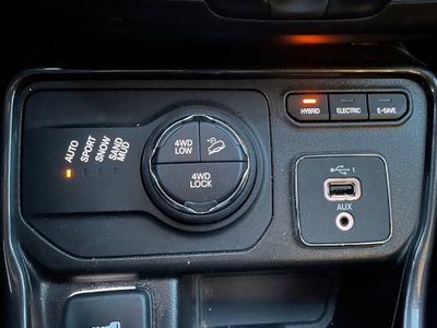 Jeep Compass 1.3 T4 190CV PHEV AT6 4xe Limited (16)