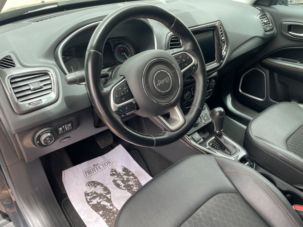 Jeep Compass 1.3 T4 190CV PHEV AT6 4xe Limited (4)