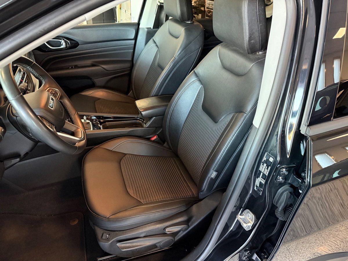 Jeep Compass 1.3 T4 190CV PHEV AT6 4xe Limited (4)