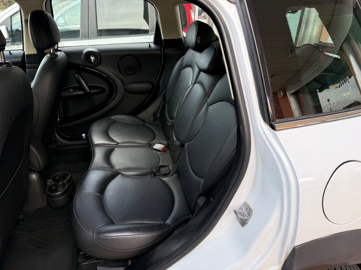 MINI Mini Countryman 2.0 Cooper SD Countryman (13)
