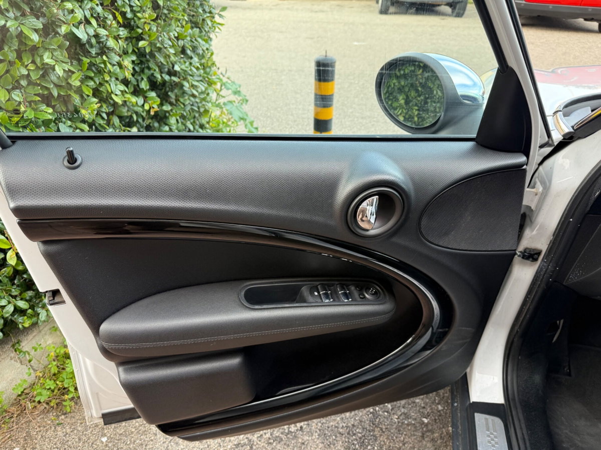 MINI Mini Countryman 2.0 Cooper SD Countryman (5)