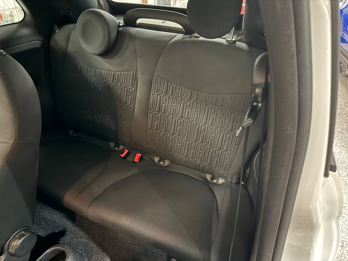 Fiat 500 1.0 Hybrid Red (15)