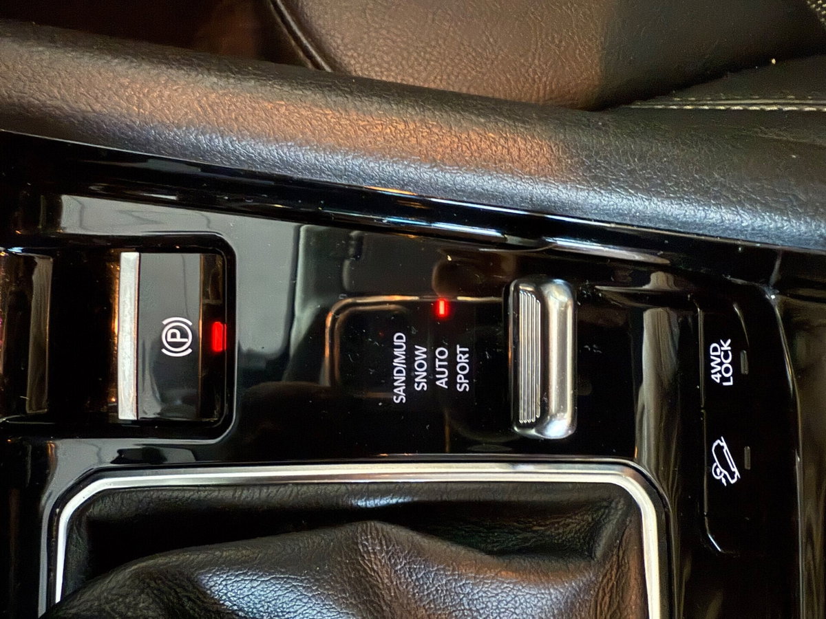 Jeep Compass 1.3 T4 190CV PHEV AT6 4xe Limited (17)