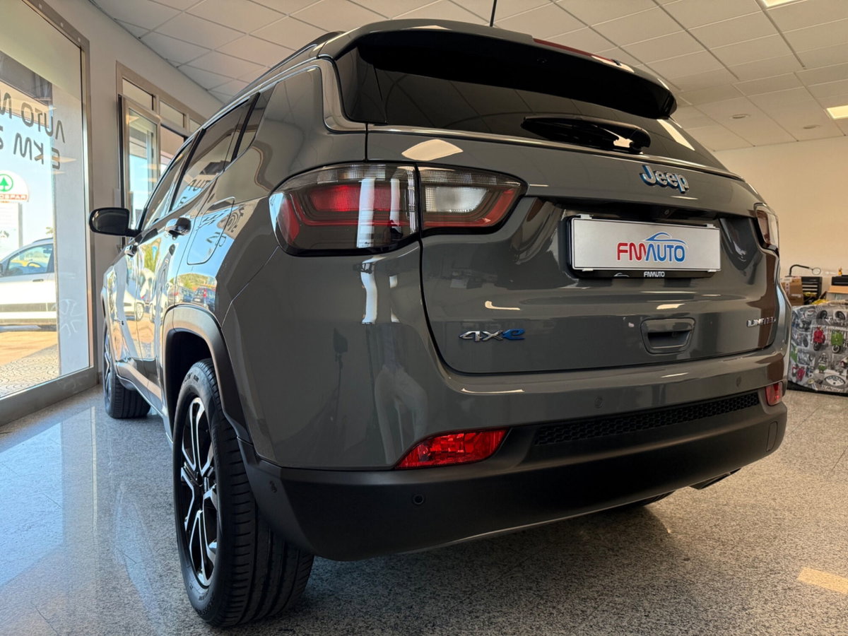 Jeep Compass 1.3 T4 190CV PHEV AT6 4xe Limited (3)