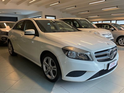 Mercedes-Benz Classe A 160 CDI Premium (2)