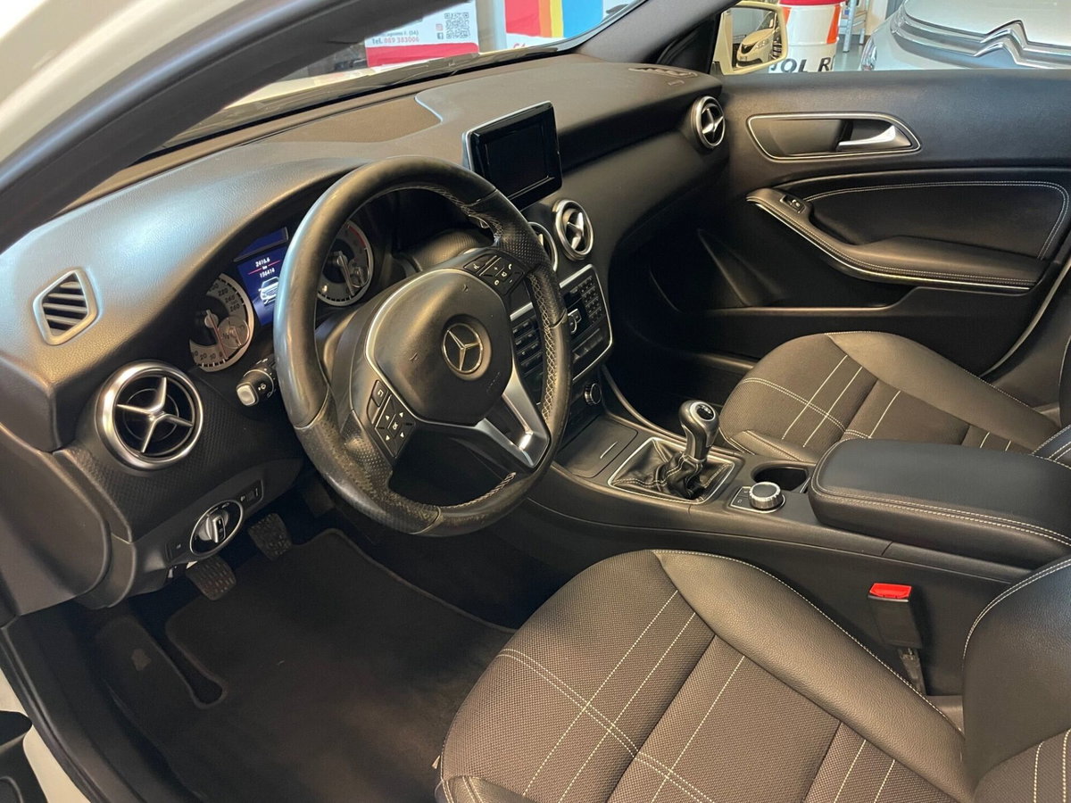 Mercedes-Benz Classe A 160 CDI Premium (5)