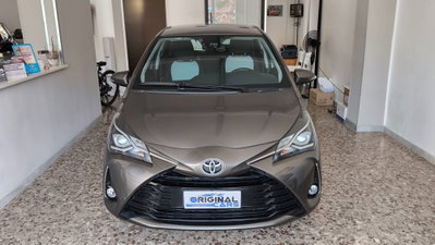 Toyota Yaris 1.0 5 porte Lounge (3)